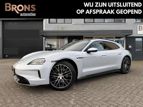 Porsche Taycan Sport Turismo Black Edition 105 kWh Pano l Massage l bijrijders scherm