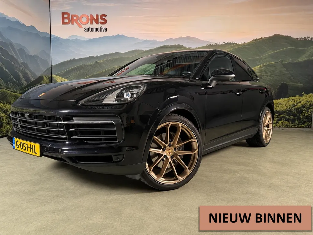 Porsche Cayenne Coup&eacute; 3.0 E-Hybrid luchtvering l trekhaak l Pano l